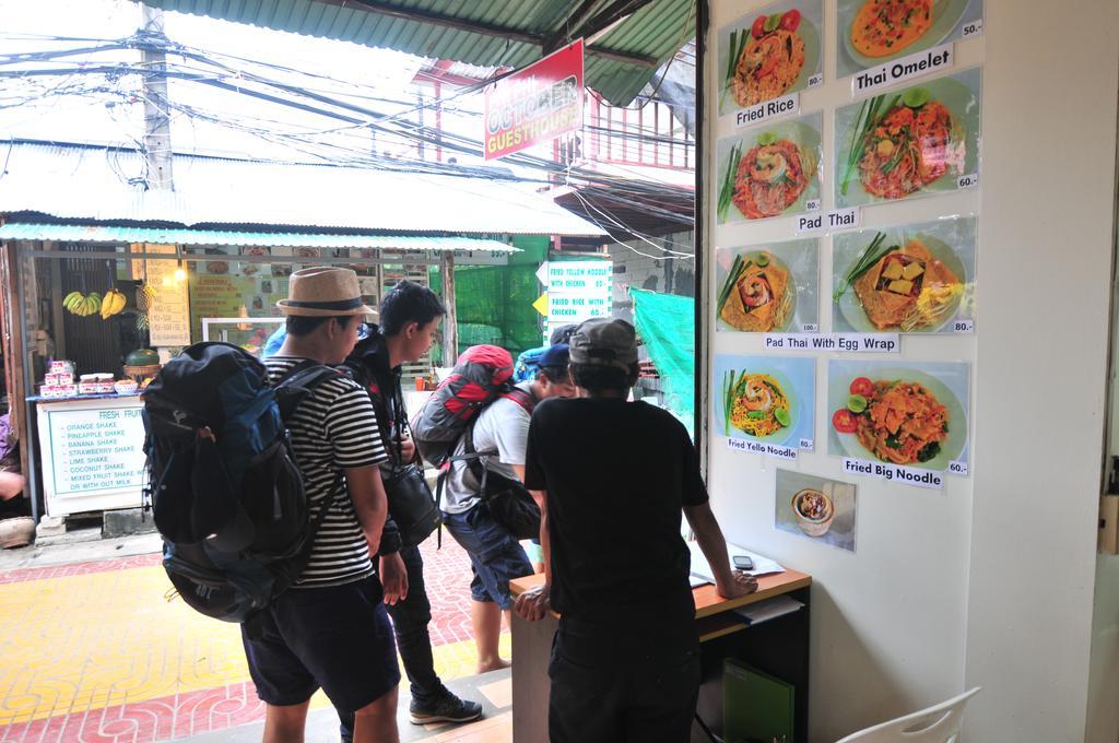 October Hostel Pulau Phi Phi Bilik gambar