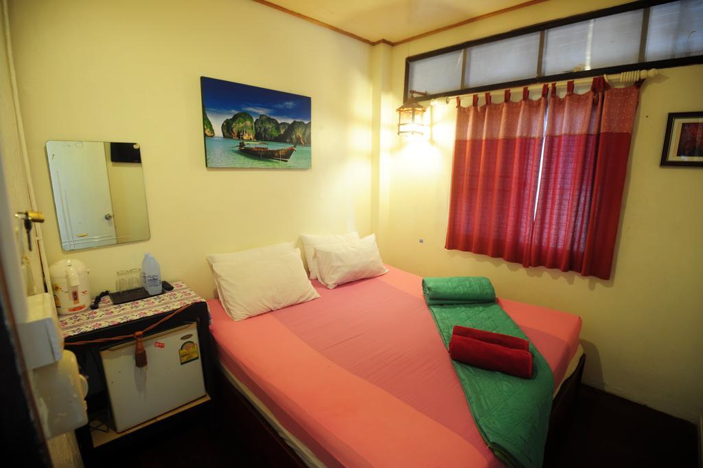 October Hostel Pulau Phi Phi Luaran gambar